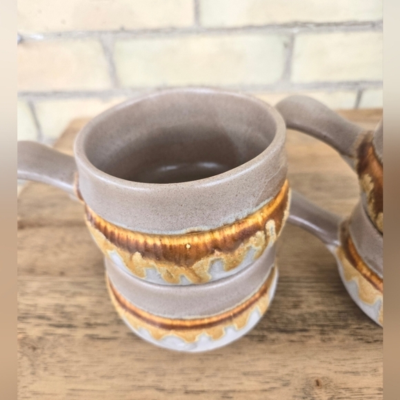 Vintage Soup Bowls - Picture 3 of 10